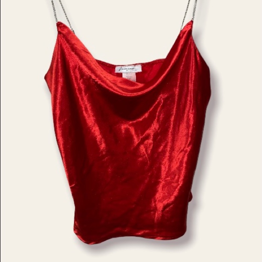 Red sliver spaghetti strap shirt